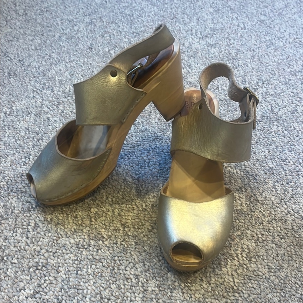 Silver Metallic Mules with High Heel